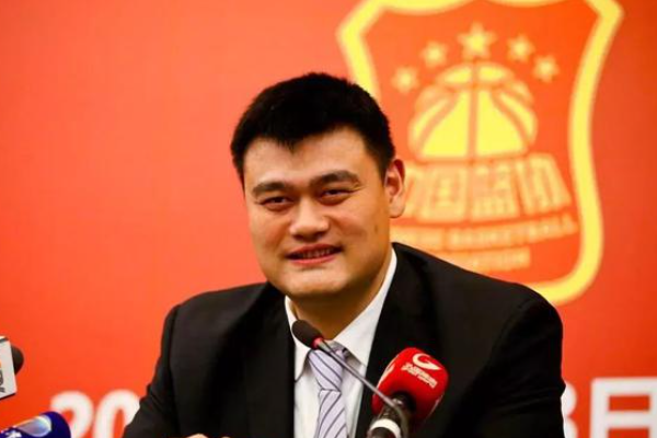 中國籃協(xié)現(xiàn)任主席是誰?
